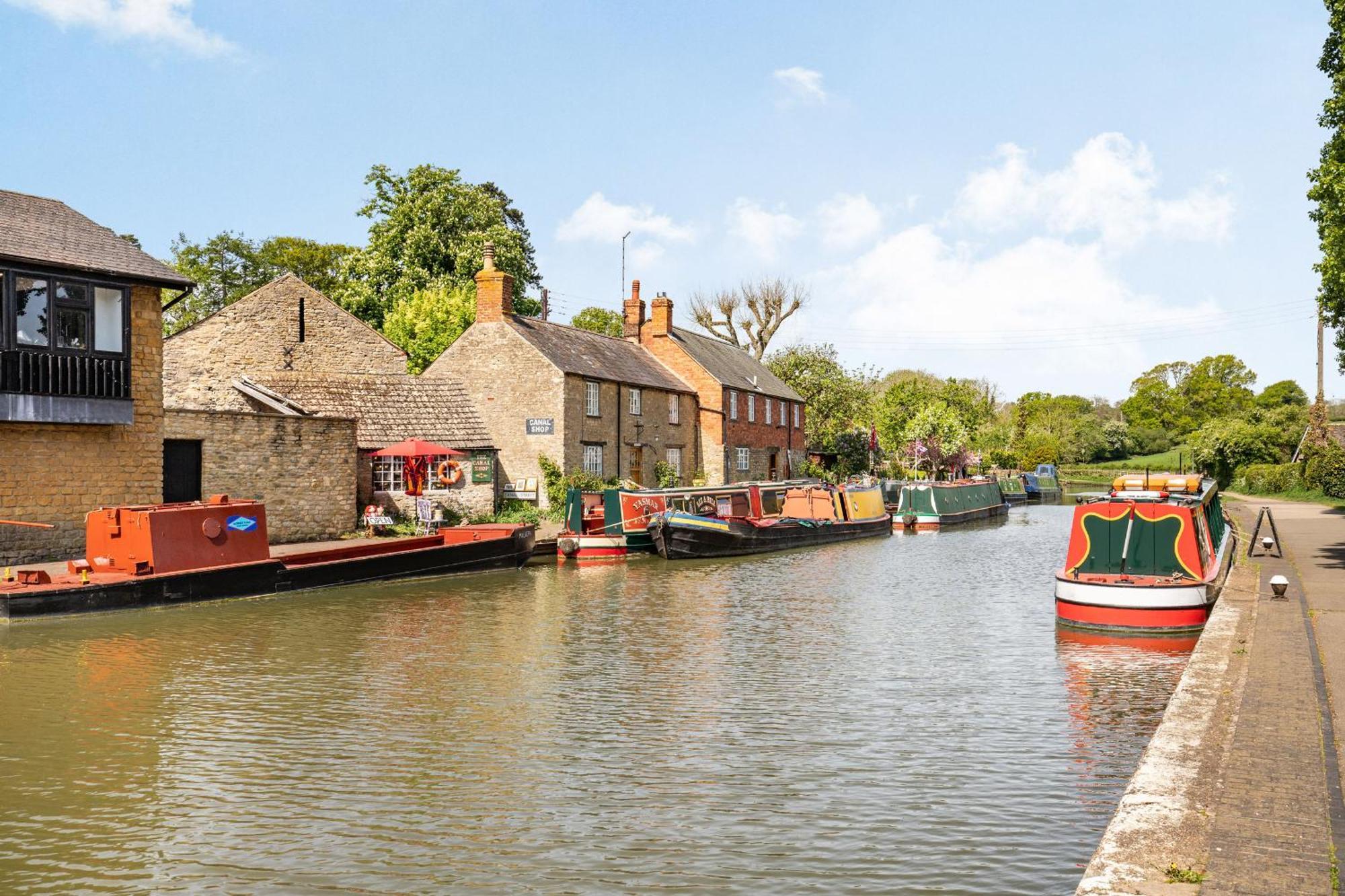 4 Canalside Cottages Towcester Exterior foto